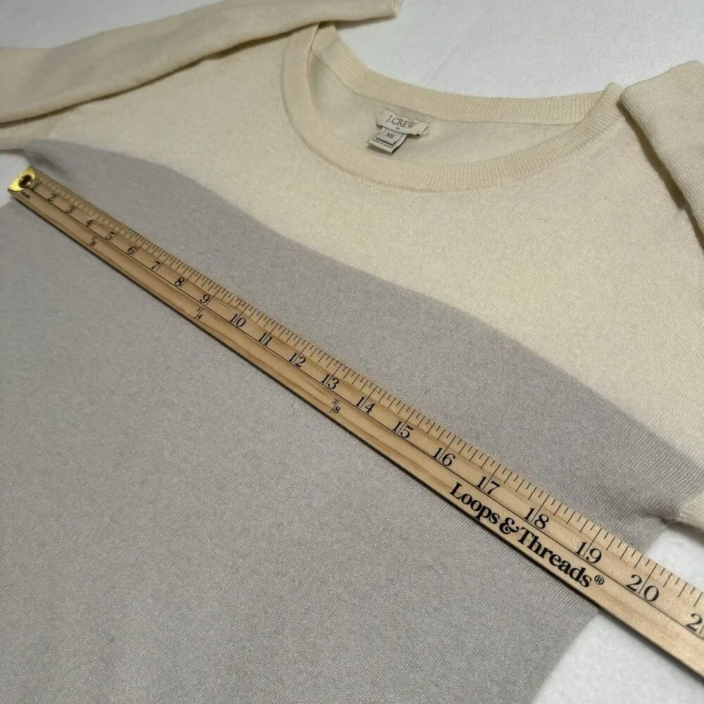 J Crew Women's Colorblock Sweater XS Cream Gray Merino Wool‎ Pullover Minimal